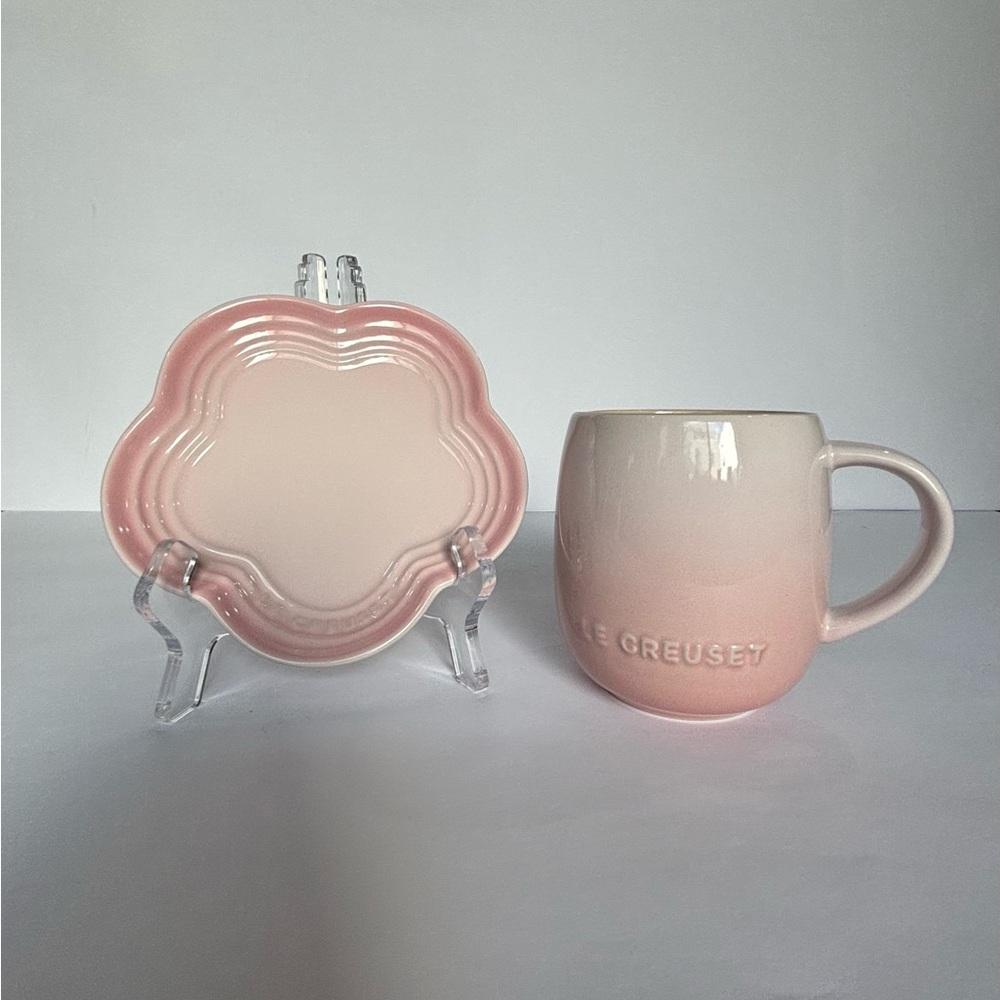 Le Creuset Heritage Mug Set with Flower Plate